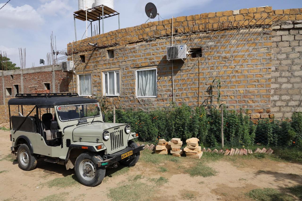 Hotel The Silk Route Jaisalmer Buitenkant foto