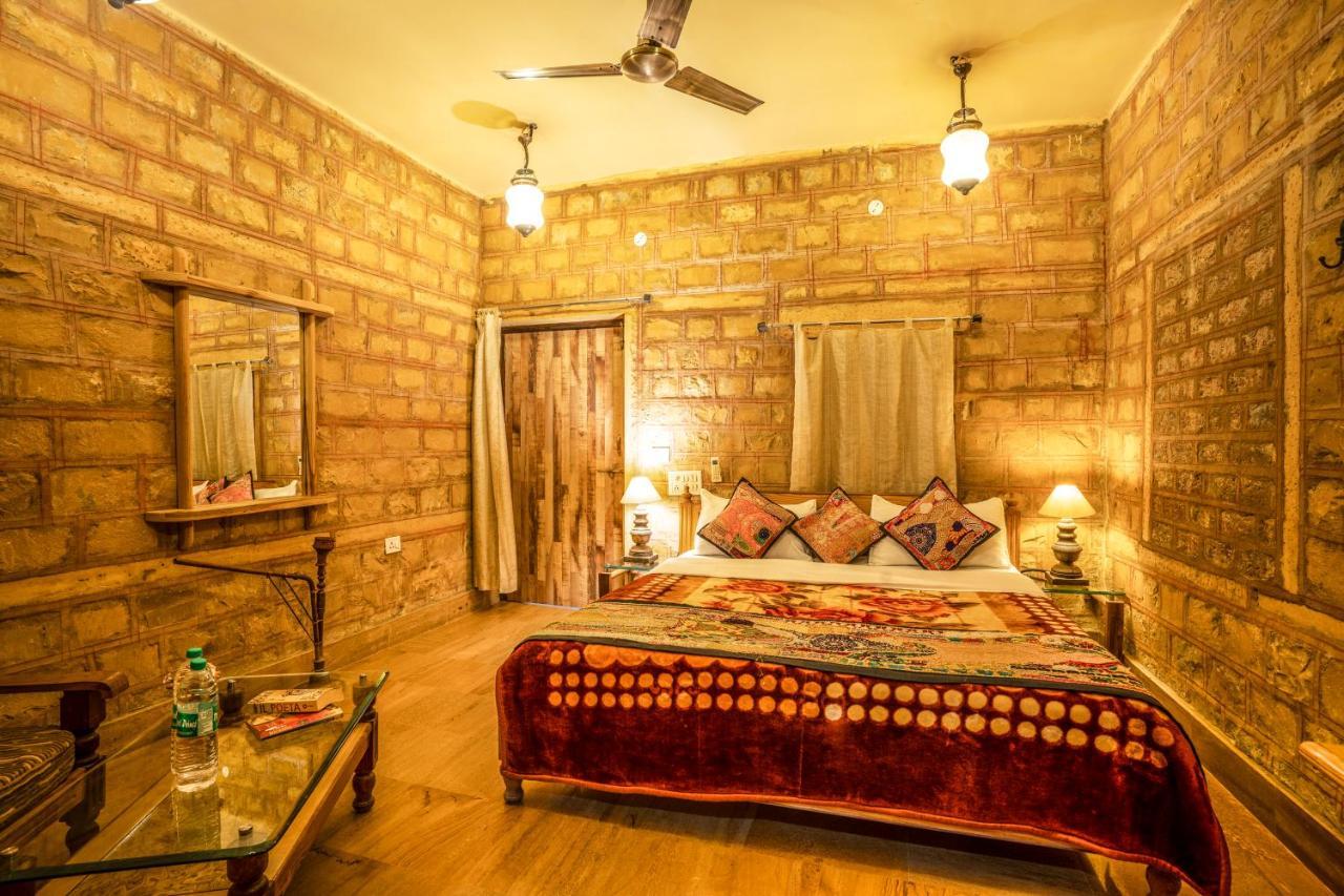 Hotel The Silk Route Jaisalmer Buitenkant foto