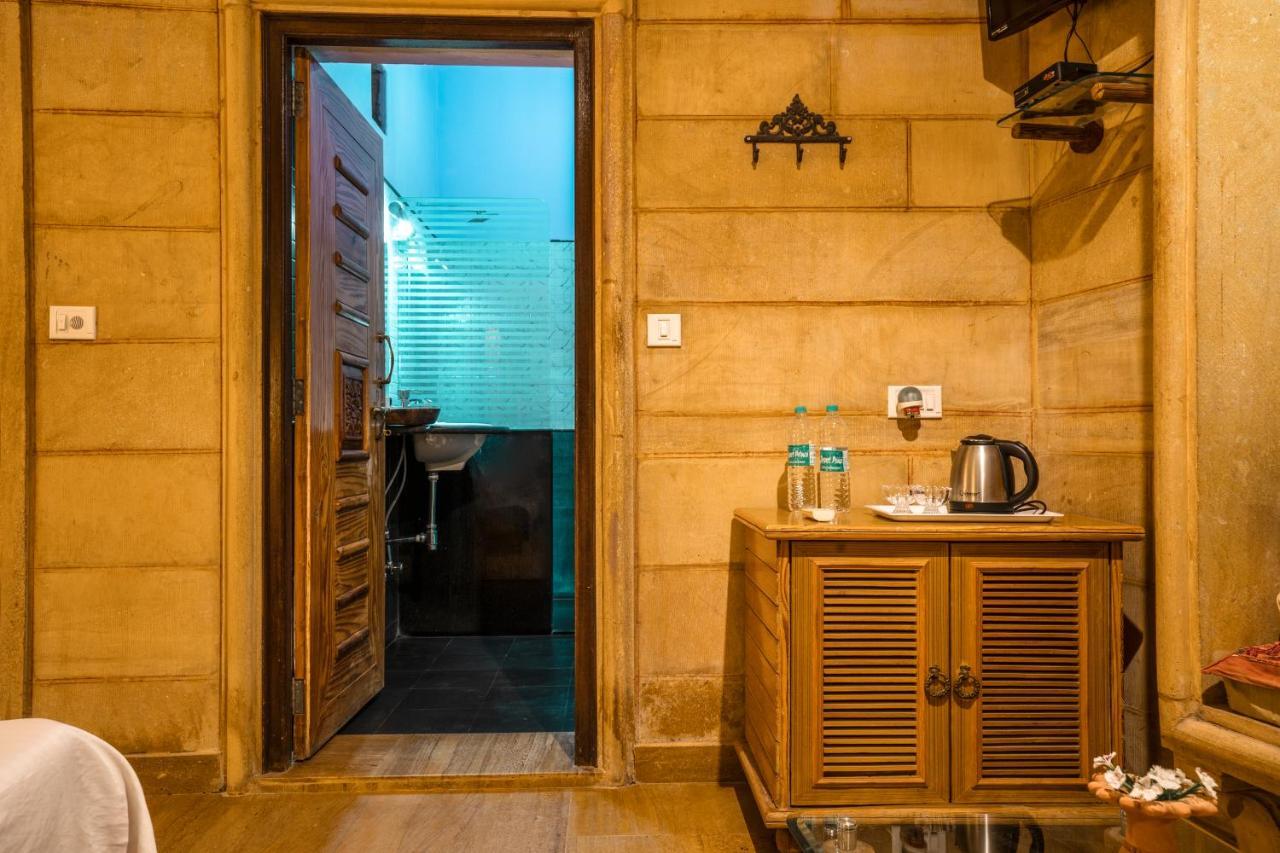 Hotel The Silk Route Jaisalmer Buitenkant foto