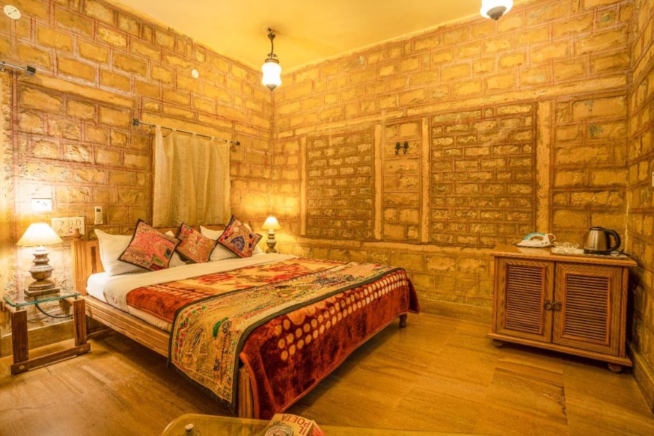 Hotel The Silk Route Jaisalmer Buitenkant foto