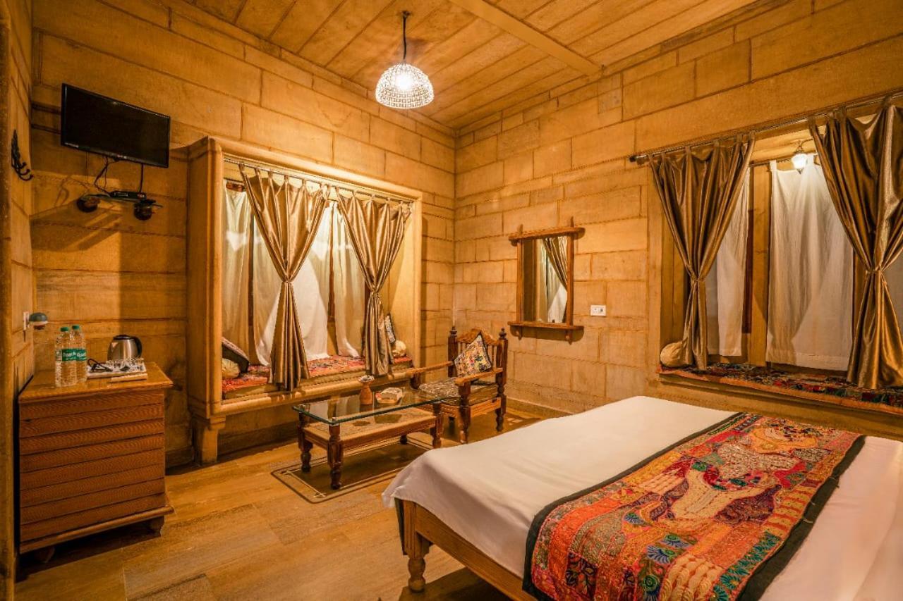 Hotel The Silk Route Jaisalmer Buitenkant foto