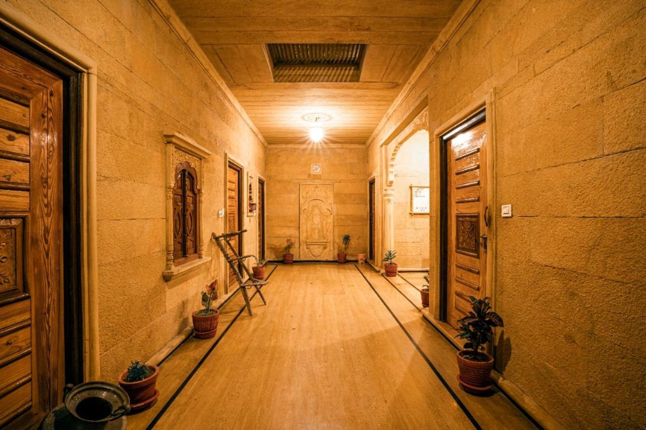 Hotel The Silk Route Jaisalmer Buitenkant foto
