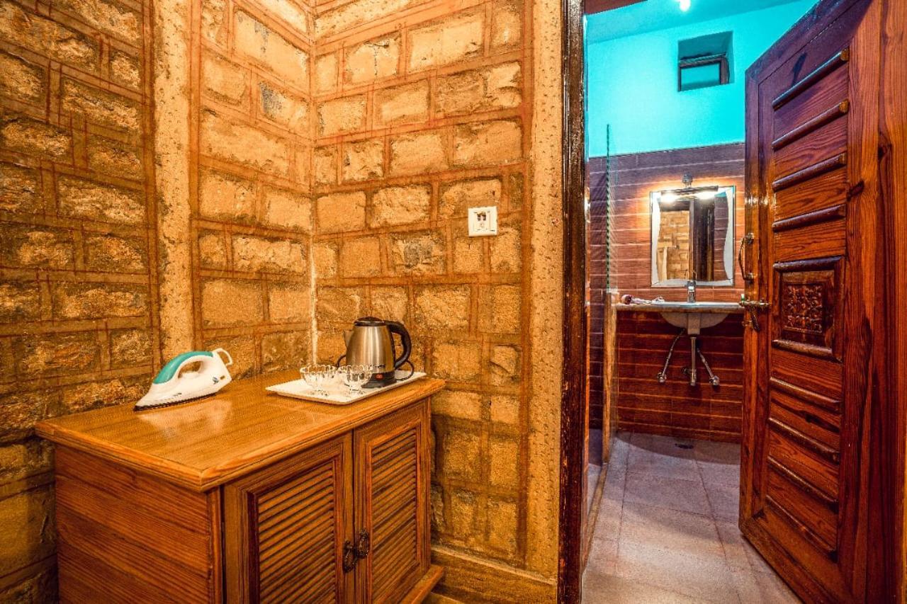 Hotel The Silk Route Jaisalmer Buitenkant foto